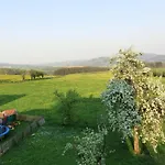 Silbecke Forest View Апартаменты Аттендорн