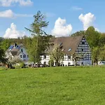 Апартаменты Silbecke Forest View *