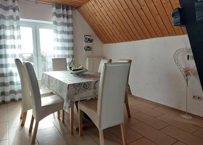 Silbecke Forest View 公寓 *